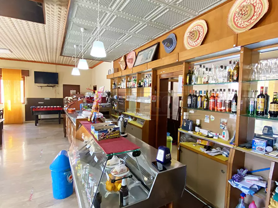 Immagine 10 di Locale commerciale in affitto  in Strada della pergoletta 9 a Vicenza