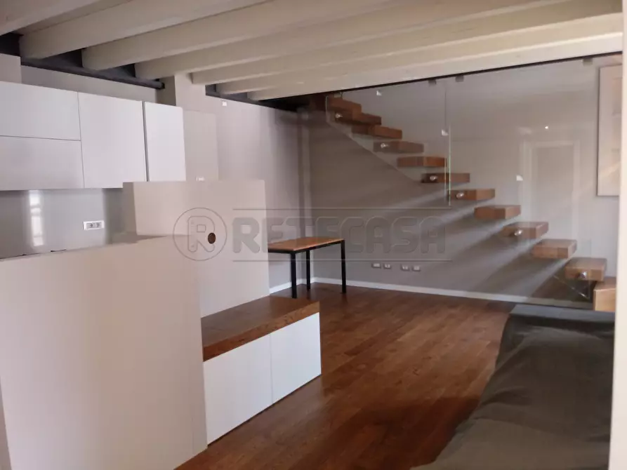 Immagine 7 di Appartamento in affitto  a Bergamo