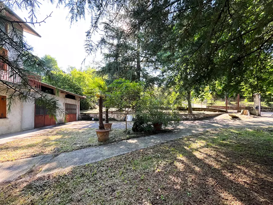 Immagine 8 di Rustico / casale in vendita  in Via Tovazzi a Monteviale