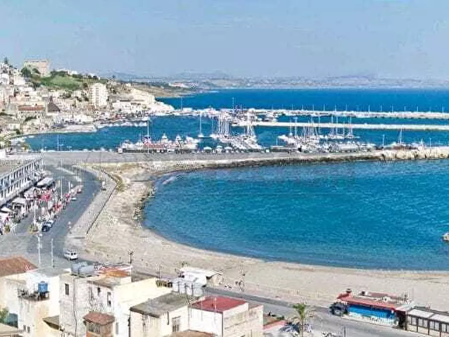 Immagine 22 di Villetta a schiera in vendita  a Sciacca