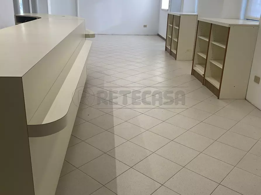 Immagine 3 di Locale commerciale in affitto  in Via Roma 1 a Orgiano