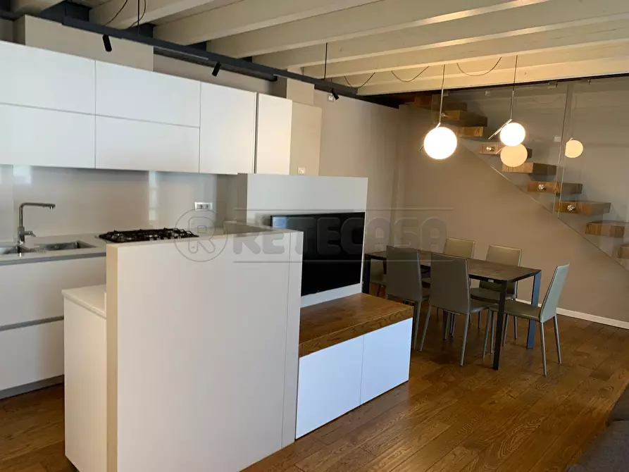 Immagine 51 di Appartamento in affitto  a Bergamo