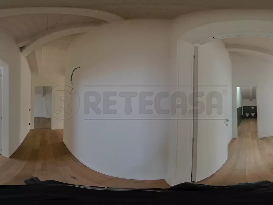 Immagine 44 di Attico in vendita  in Via F. Magellano a Creazzo