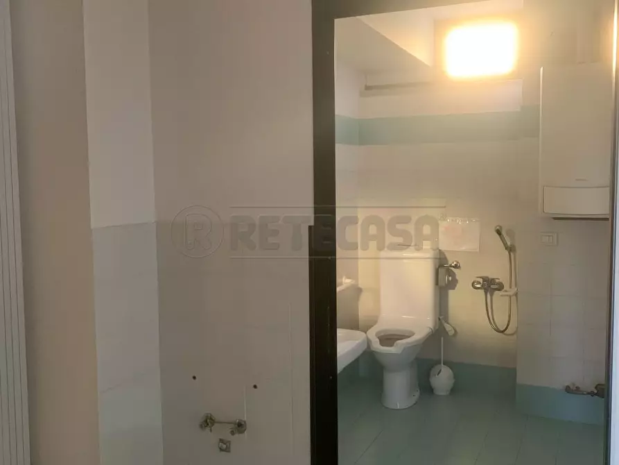 Immagine 20 di Ufficio in vendita  a Seriate