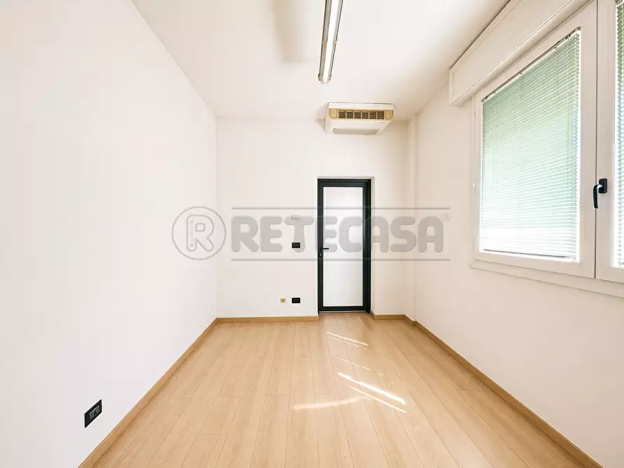 Immagine 6 di Ufficio in affitto  in Via dei Colli 33 a Padova