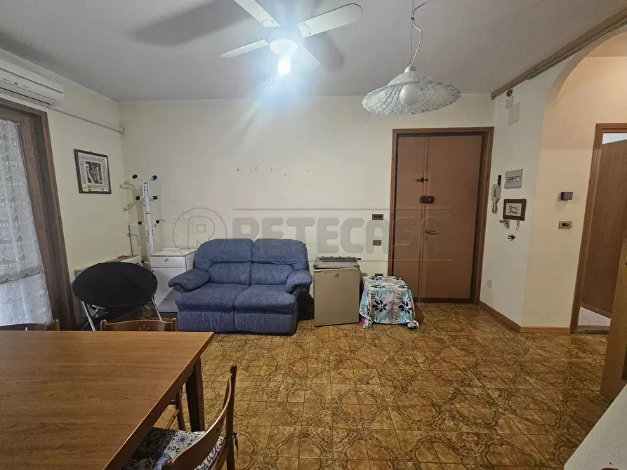 Immagine 14 di Trilocale in vendita  a Bardolino