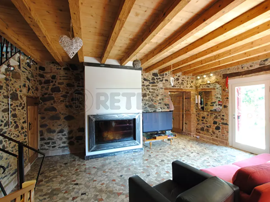 Immagine 20 di Villa in vendita  in Piazza Roma 36 a Brogliano