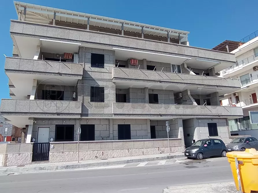 Immagine 2 di Appartamento in vendita  in Lungomare Galileo Galilei 5 a Gallipoli
