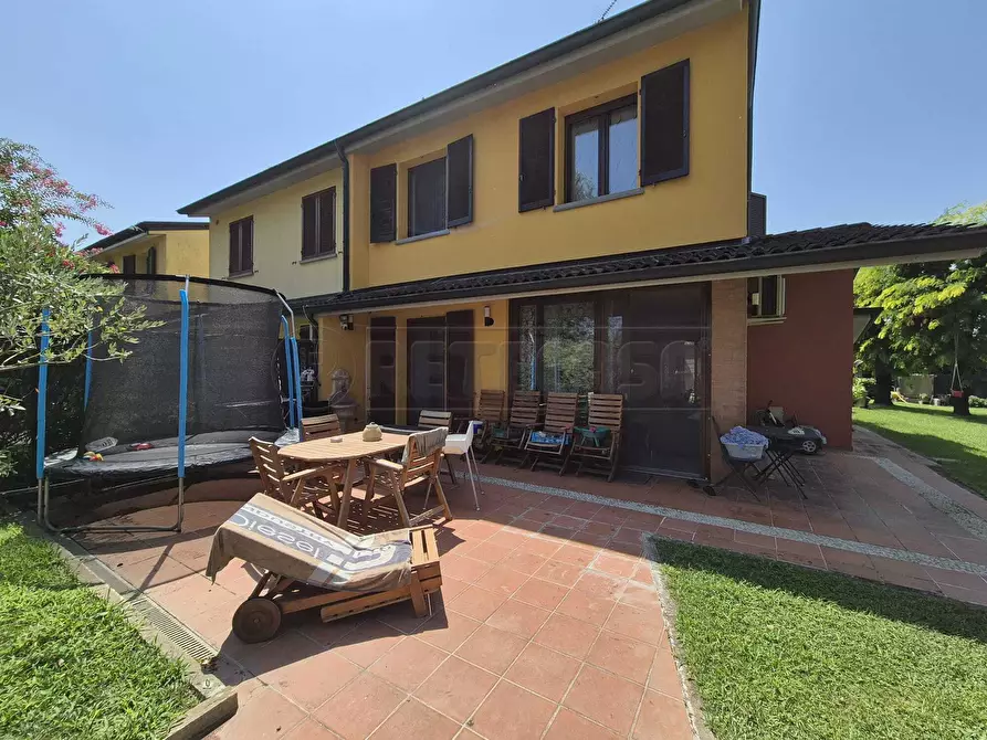 Immagine 17 di Villetta a schiera in vendita  in Via Don Lorenzo Milani a Sesto Ed Uniti