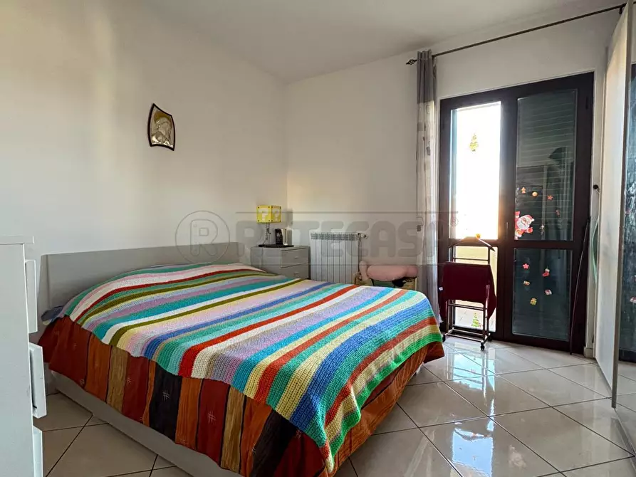 Immagine 15 di Trilocale in vendita  in Via Petrarca a Macerata Campania