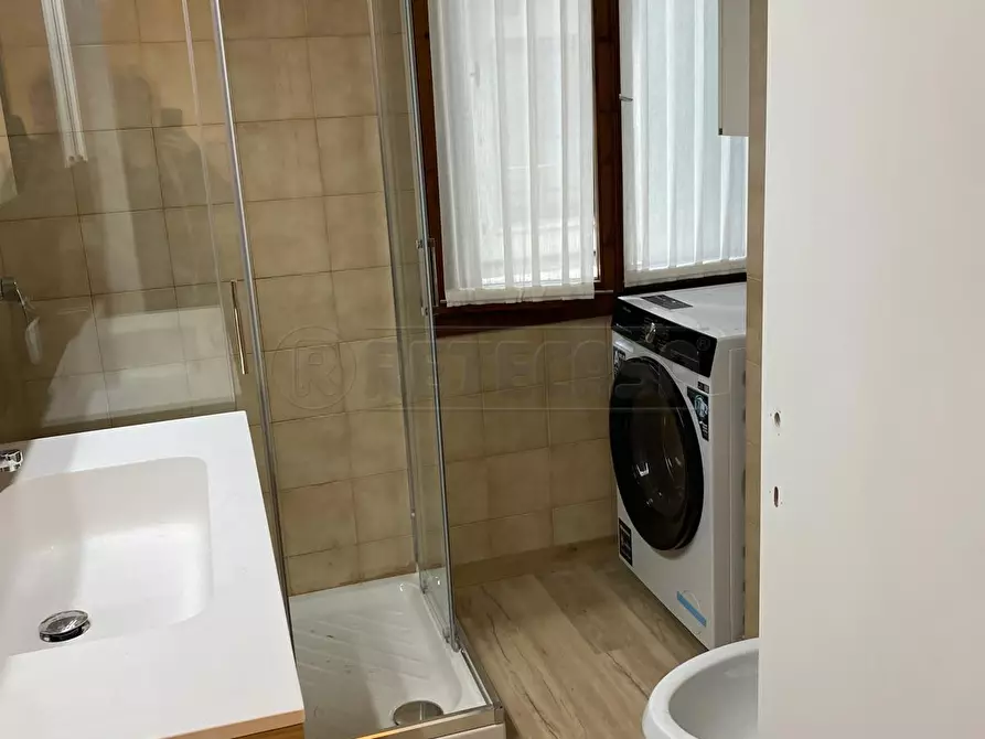 Immagine 10 di Appartamento in affitto  a Vicenza