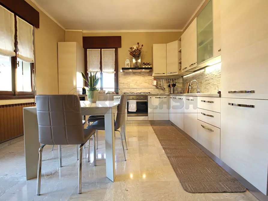 Immagine 2 di Bilocale in vendita  in Viale Pietro Ceccato 50 a Montecchio Maggiore