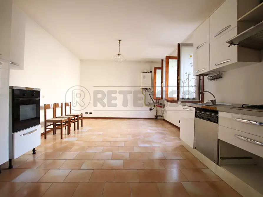 Immagine 54 di Porzione di casa in vendita  a Arcugnano