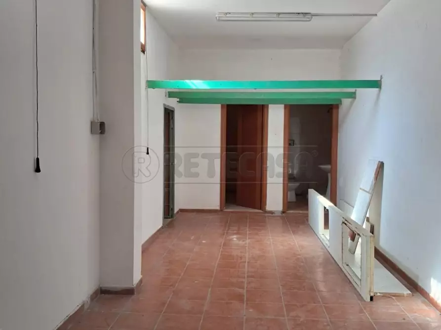 Immagine 7 di Magazzino in affitto  in Via Greco a Capodrise
