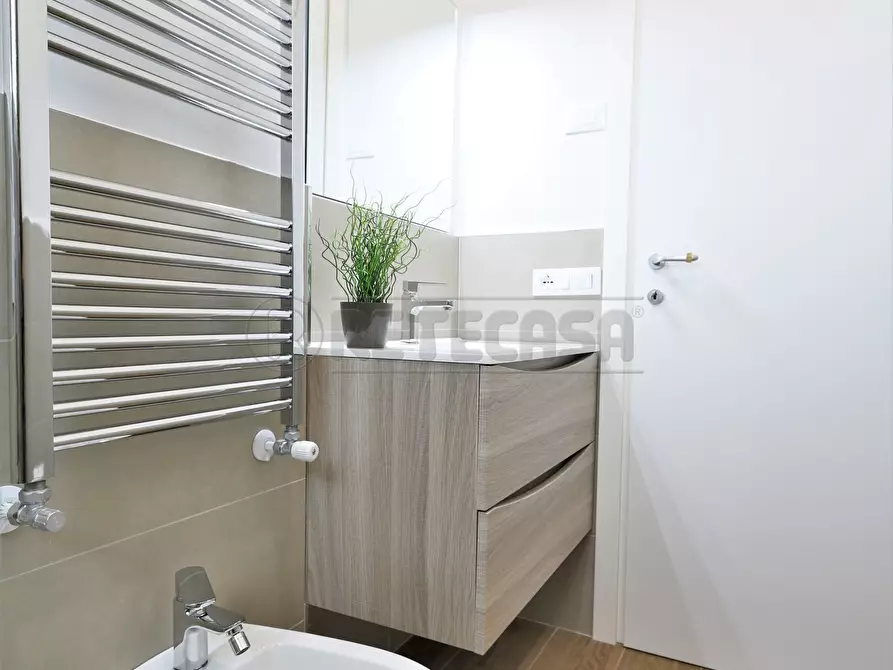 Immagine 45 di Stanza singola in affitto  a Vicenza