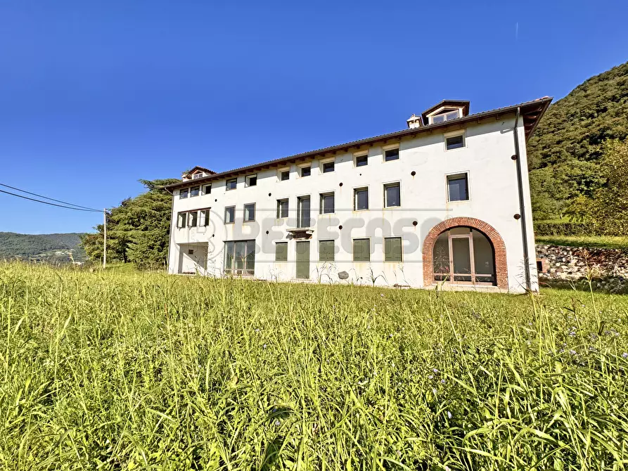 Immagine 3 di Casa indipendente in vendita  a Cornedo Vicentino