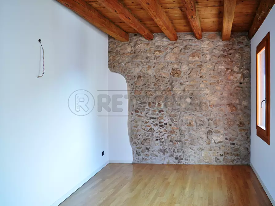 Immagine 4 di Bilocale in vendita  in corso matteotti 52 a Montecchio Maggiore