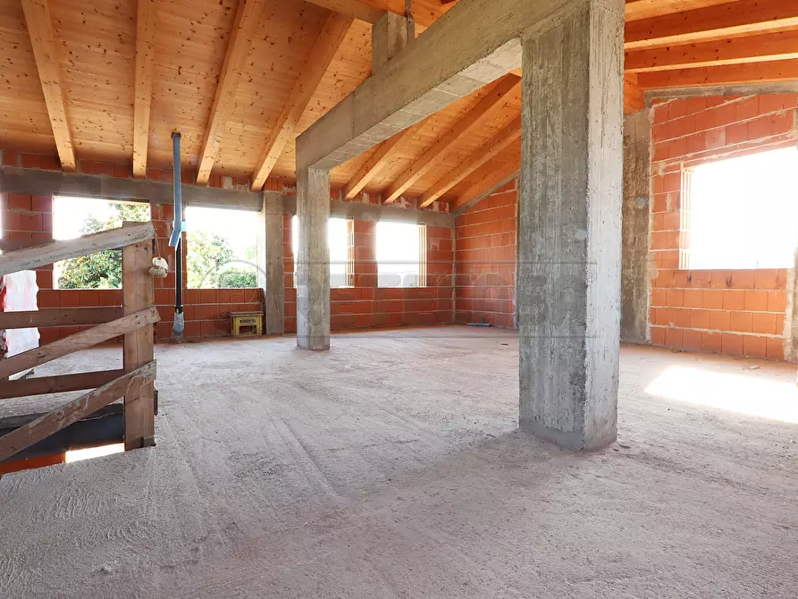 Immagine 13 di Casa indipendente in vendita  a Monticello Conte Otto