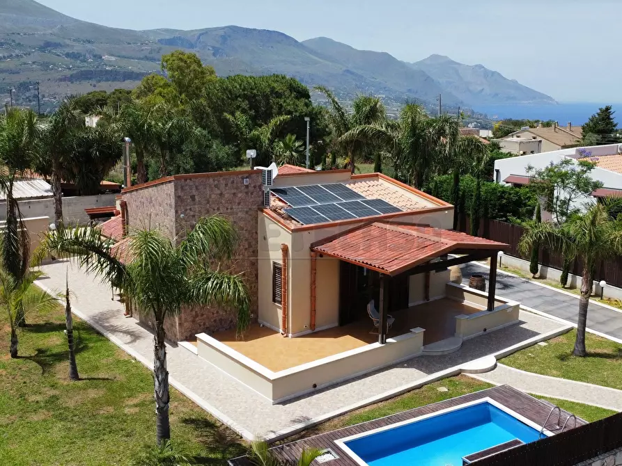 Immagine 9 di Villa in vendita  a Castellammare Del Golfo