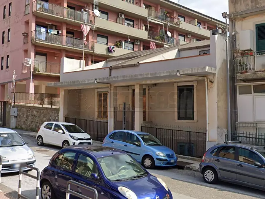 Immagine 1 di Porzione di casa in vendita  in Via Principe Ruffo 4 a Messina