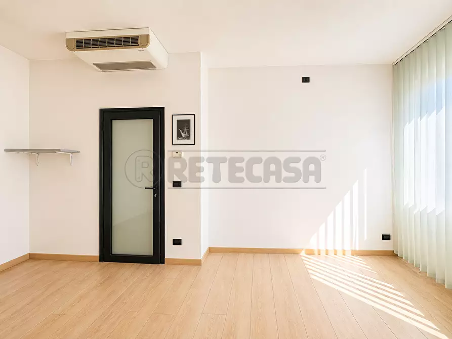 Immagine 15 di Ufficio in affitto  in Via dei Colli 33 a Padova