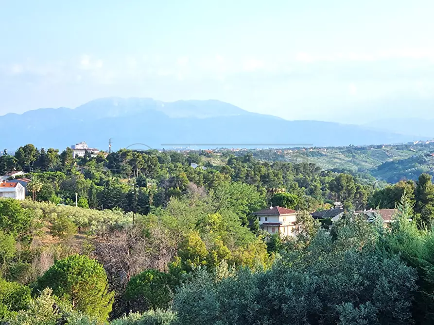 Immagine 13 di Terreno industriale in vendita  a Pescara