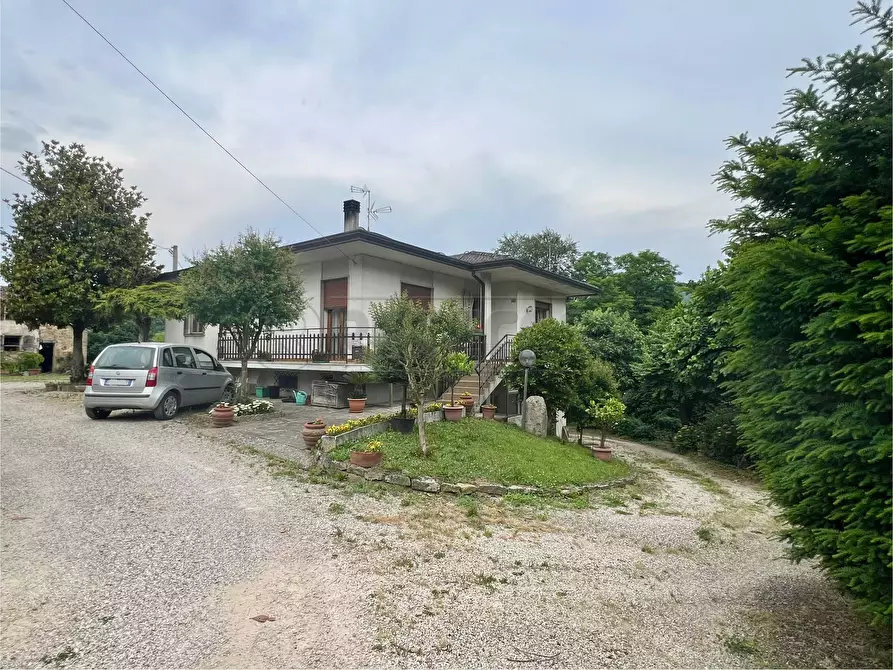 Immagine 1 di Villetta a schiera in vendita  in Via Monte Venda 516 a Vo