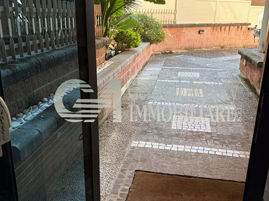 Immagine 31 di Ufficio in affitto  in VIA ANDREA MILLEVOI a Roma