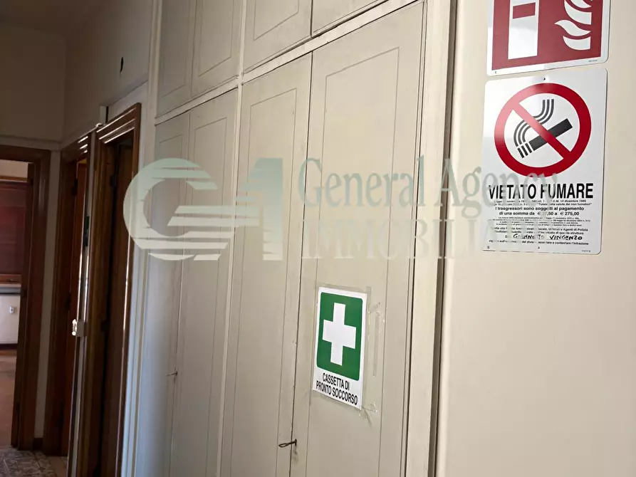 Immagine 46 di Appartamento in vendita  in via guido de ruggiero a Roma