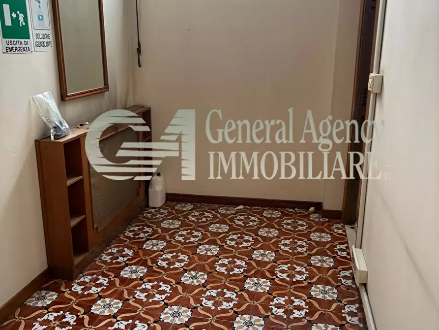 Immagine 58 di Appartamento in vendita  in via guido de ruggiero a Roma