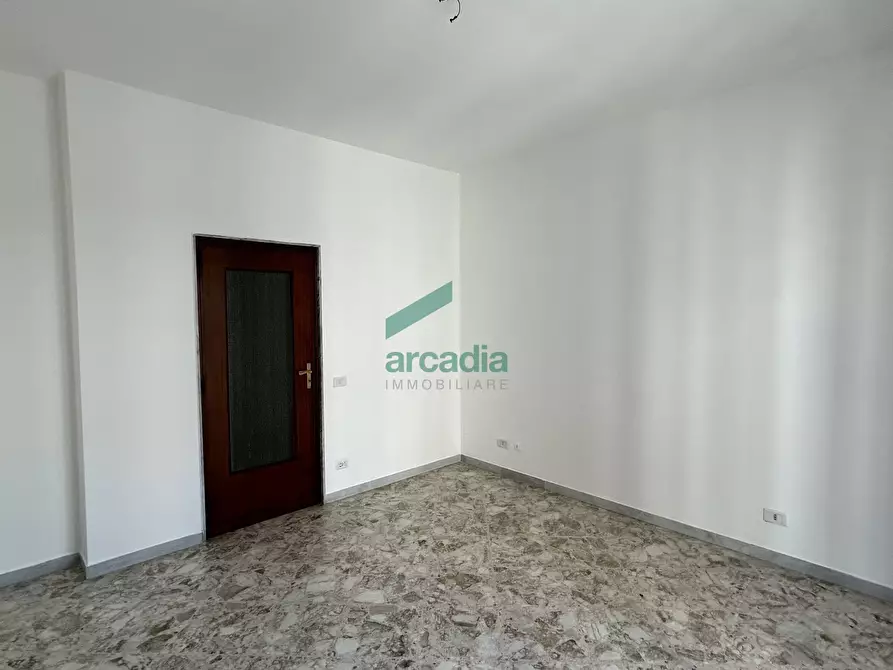 Immagine 13 di Trilocale in vendita  in Via Abate Giacinto Gimma 56/A a Bari