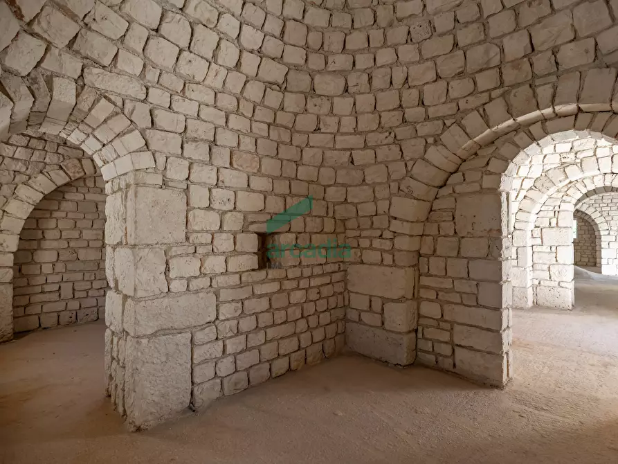 Immagine 27 di Rustico / casale in vendita  in Via Coreggia a Alberobello