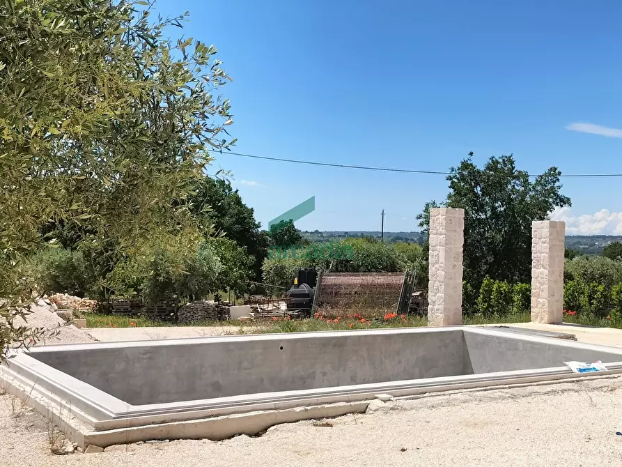 Immagine 35 di Rustico / casale in vendita  in Via Coreggia a Alberobello