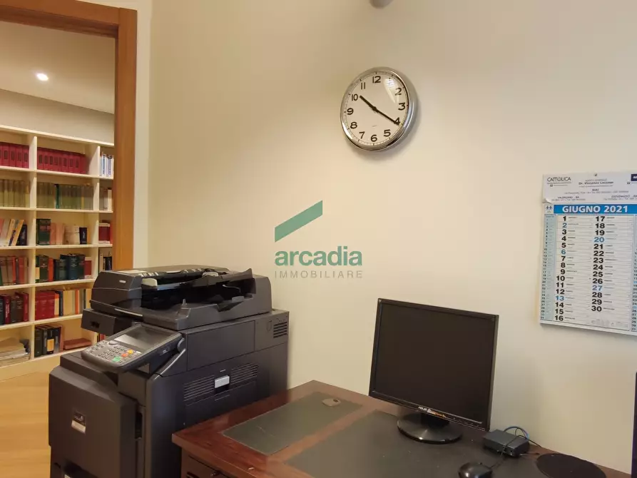 Immagine 11 di Ufficio in vendita  in Via Papa Giovanni Paolo I' 10/E a Bari