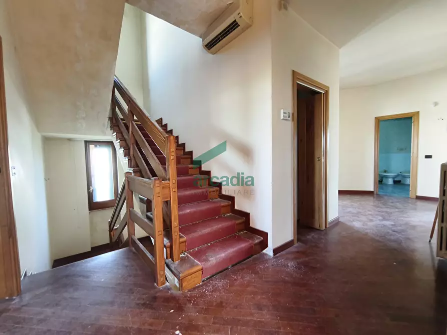 Immagine 31 di Villa in vendita  in Via Nazionale 8/H a Bari