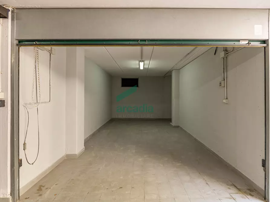 Immagine 59 di Quadrilocale in vendita  in Viale Louis Pasteur 15A a Bari