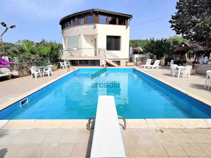 Immagine 1 di Villa in vendita  in Contrada San Michele Monte 15 a Conversano