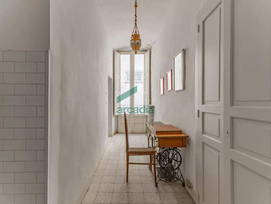 Immagine 24 di Appartamento in vendita  in Piazza Nicola e Costa 13 a Castellana Grotte