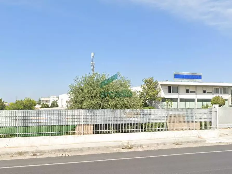 Immagine 2 di Capannone industriale in vendita  in S.P. 231 km 80,660 a Modugno