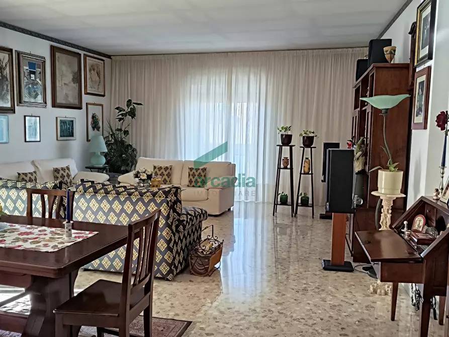 Immagine 1 di Appartamento in vendita  in Via Napoli 312 a Bari