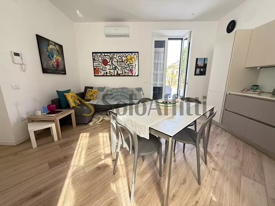 Immagine 16 di Villa in affitto  in Via Ten. Politano 4 a Caserta