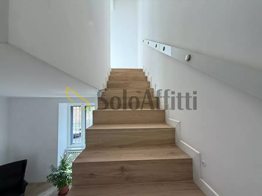 Immagine 33 di Villa in affitto  in Via Ten. Politano 4 a Caserta