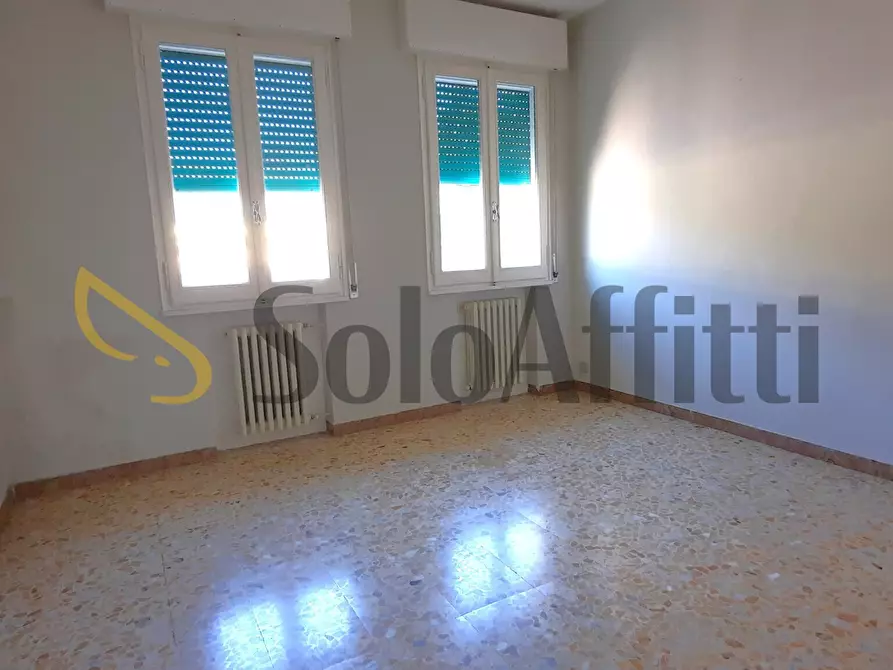 Immagine 16 di Trilocale in affitto  a Medolla