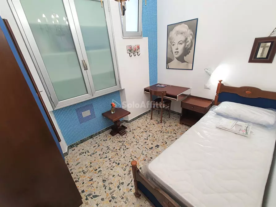 Immagine 4 di Stanza singola in affitto  a Catanzaro