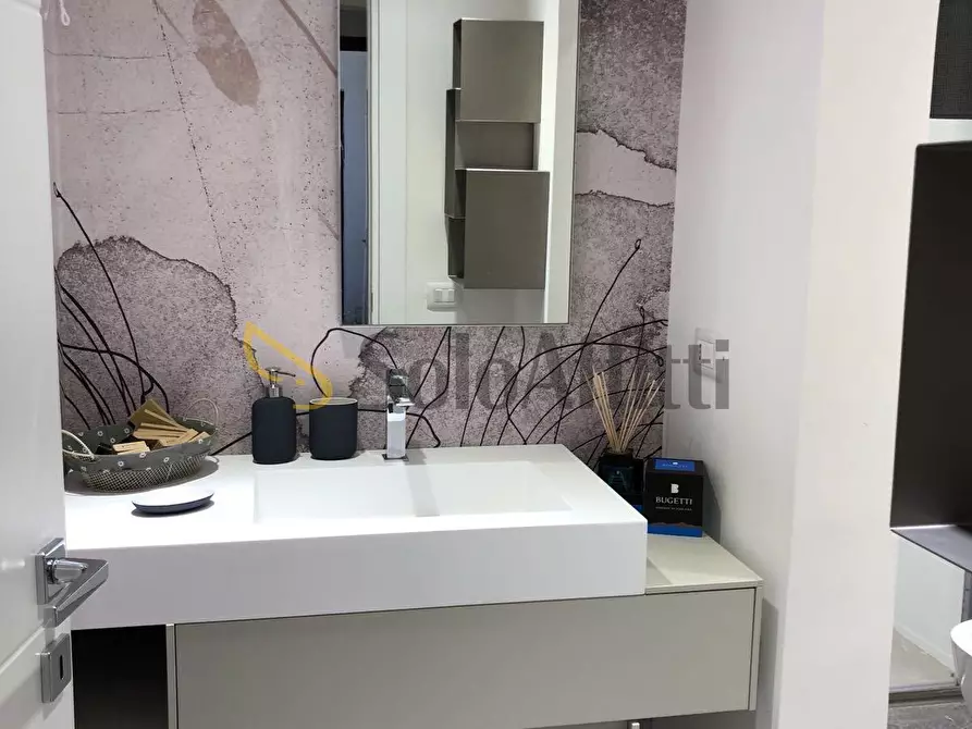 Immagine 14 di Loft/Open space in affitto  in Viale Giosuè Carducci 41 a Livorno