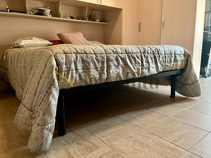 Immagine 17 di Bilocale in affitto  in VIA CHANOUX a Torino