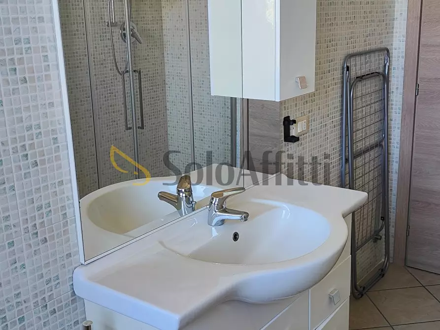 Immagine 17 di Bilocale in affitto  in Viale Cremona a Pavia