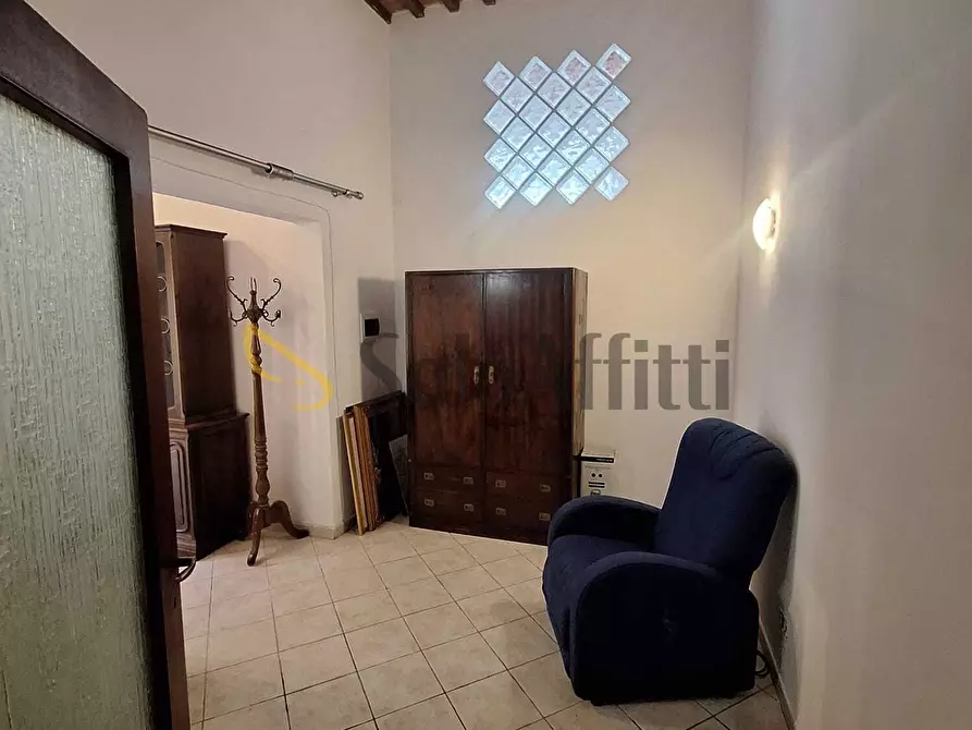 Immagine 15 di Quadrilocale in affitto  a Livorno