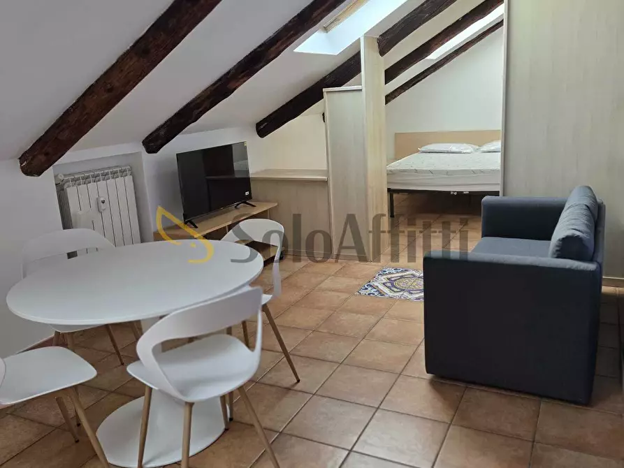 Immagine 5 di Bilocale in affitto  in Via Moretta a Torino