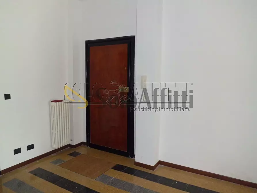 Immagine 3 di Quadrilocale in affitto  in Viale libertà a Pavia